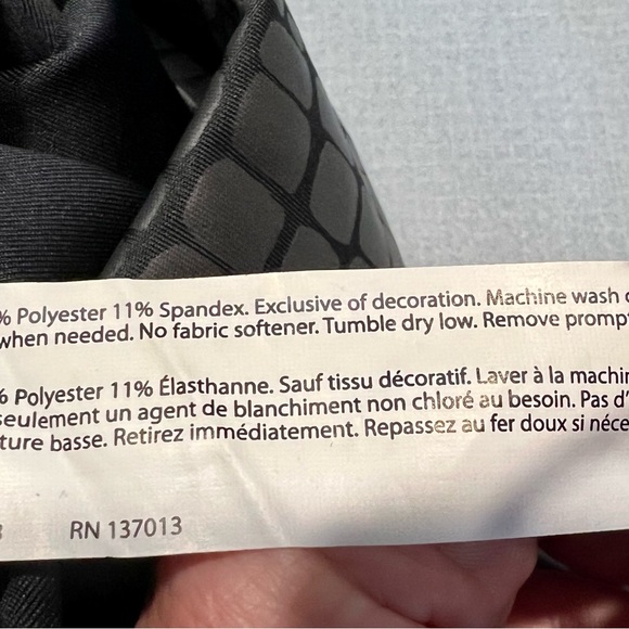 NWT Marika Ebony Crocodile Leggings- Size Medium - Picture 11 of 11